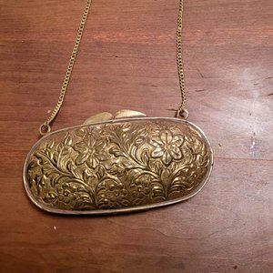 Vintage hard metal bridal clutch with chain lined